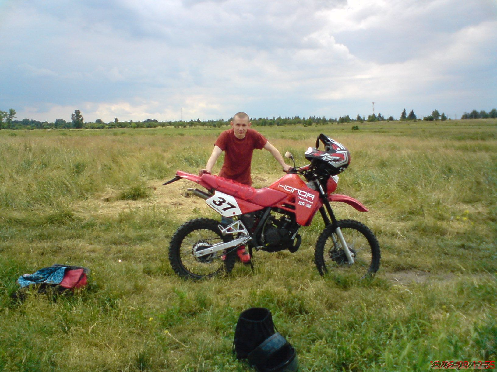 Photo 1322634