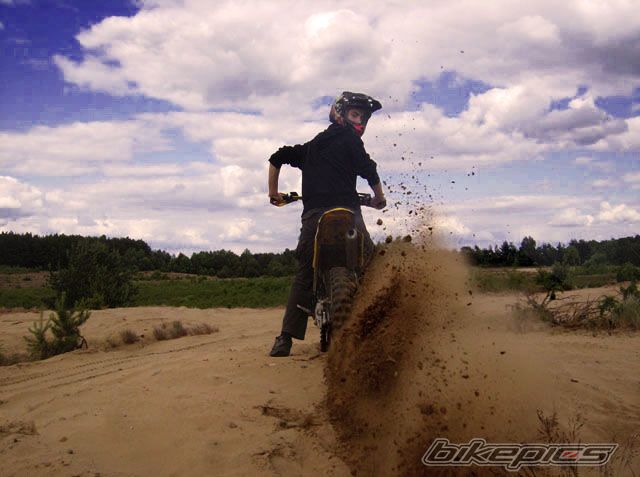 Photo 1322727