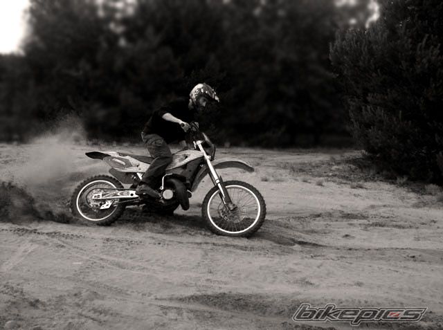 Photo 1322733
