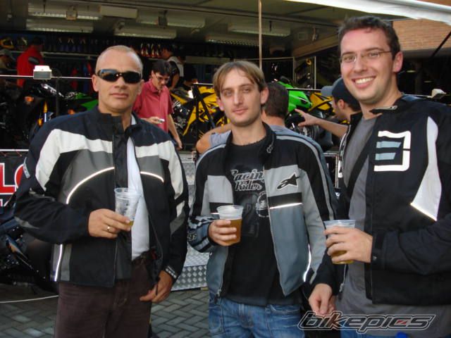 Photo 1322838