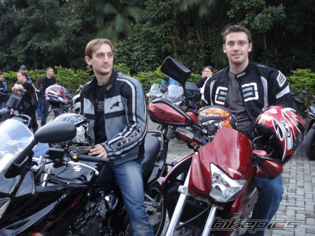 Photo 1322850