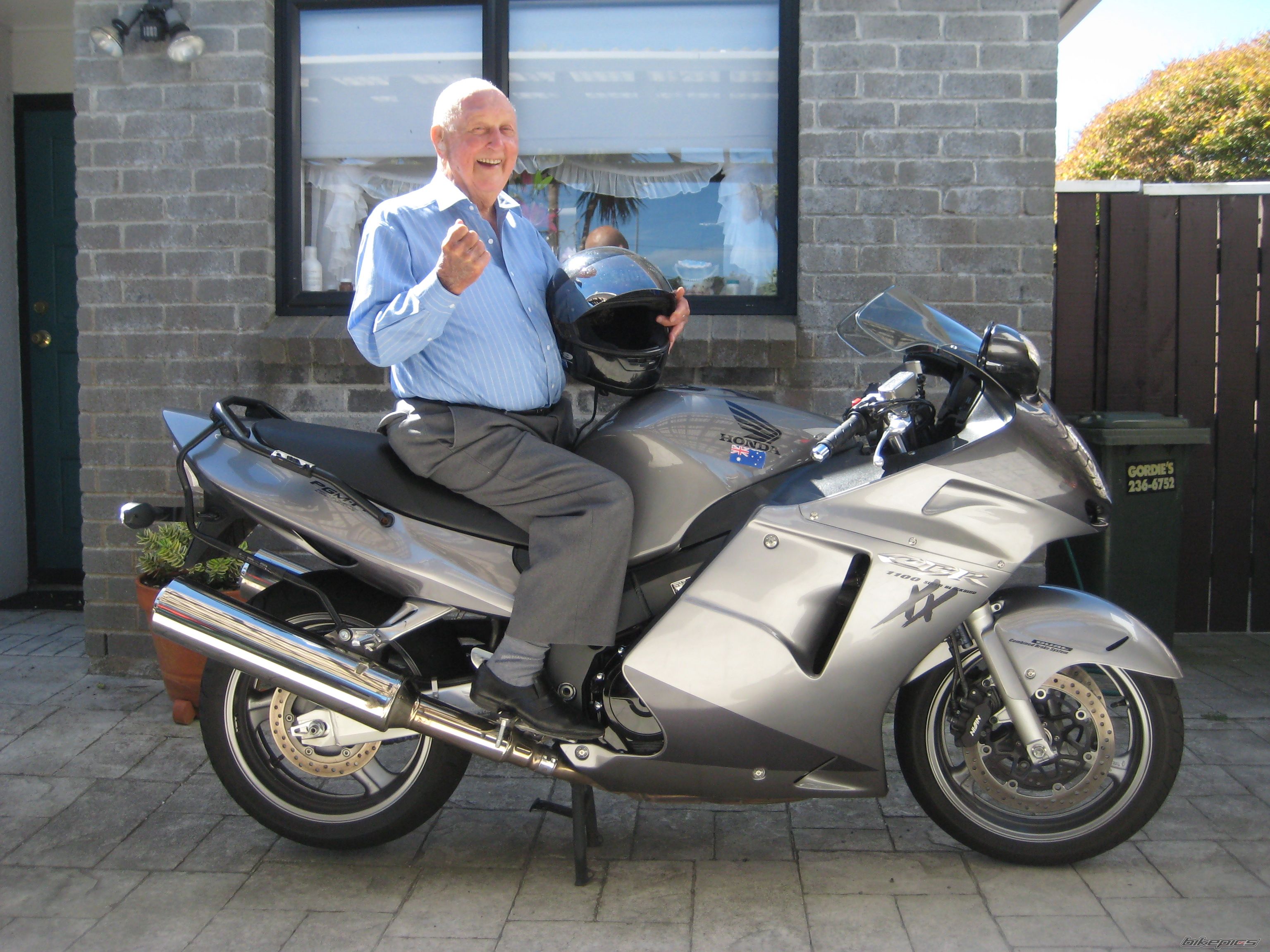 Bike Photo 1323408