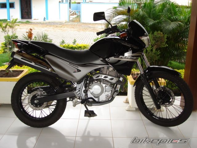 Photo 1323575