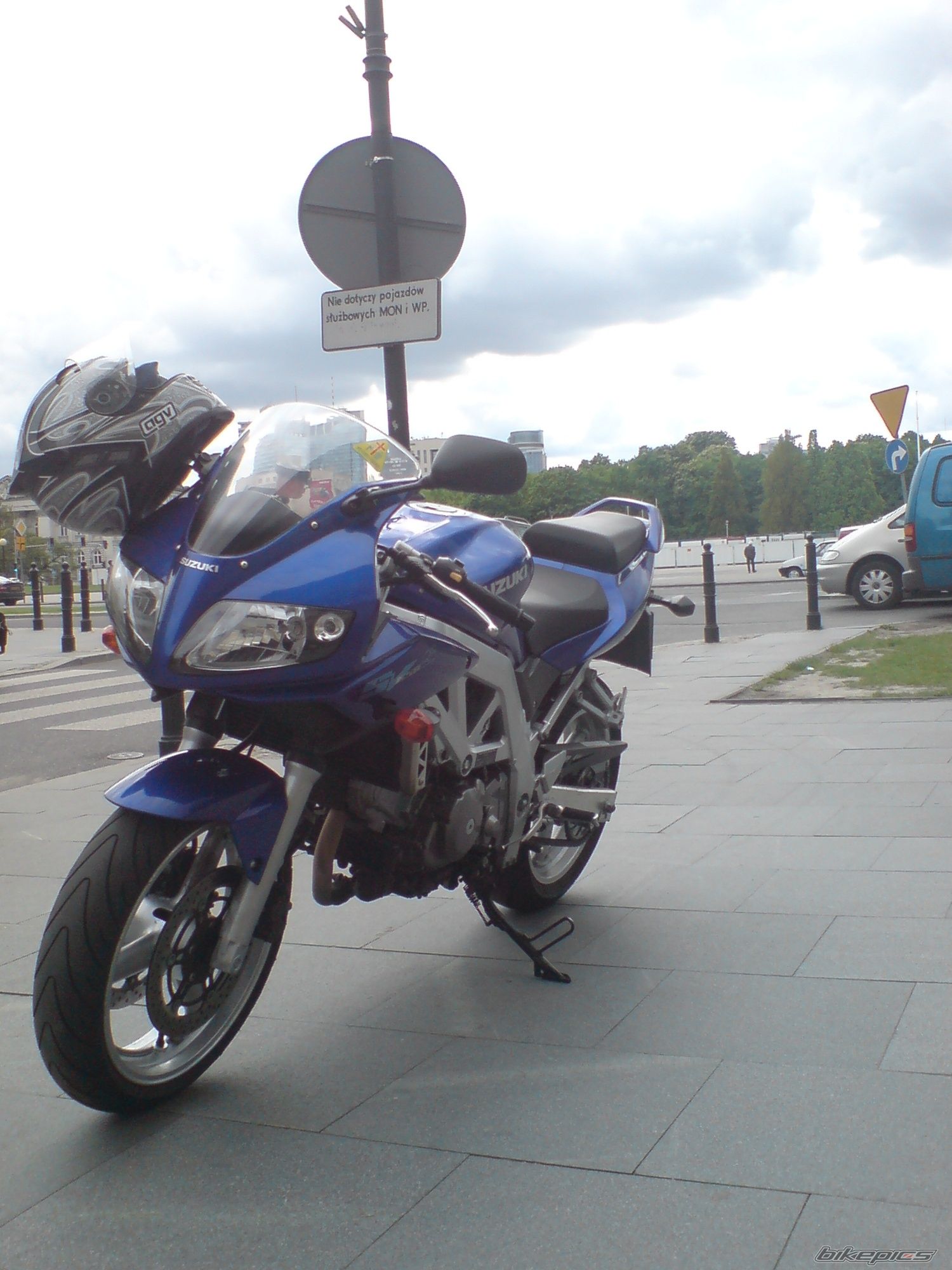 Photo 1323783