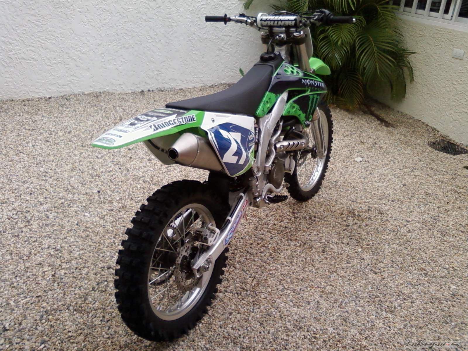 Photo 1323920
