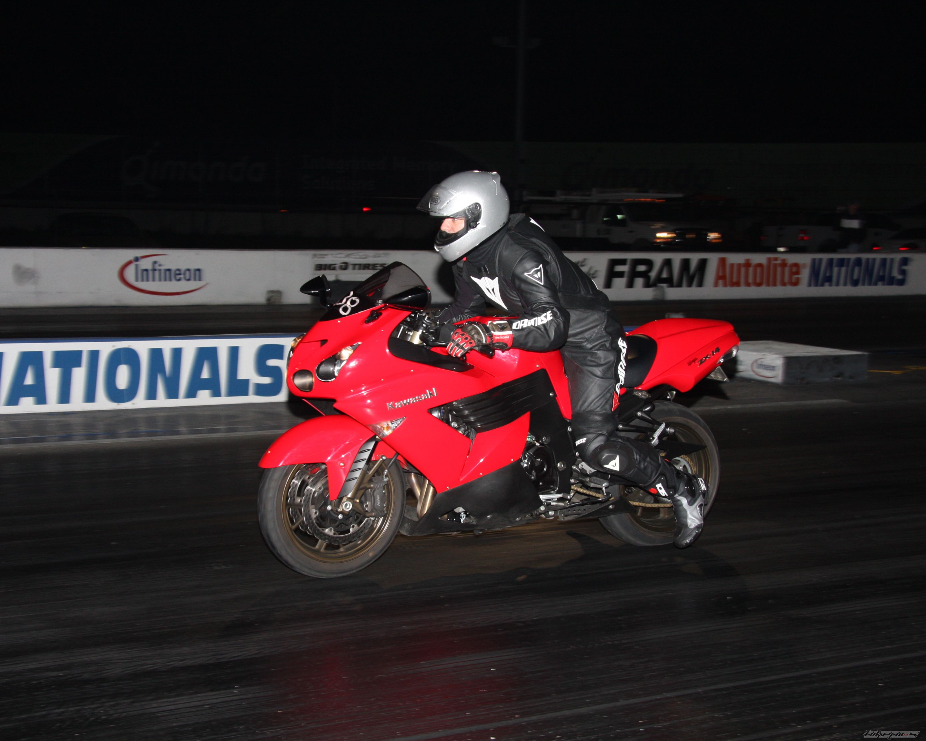 Photo 1324172