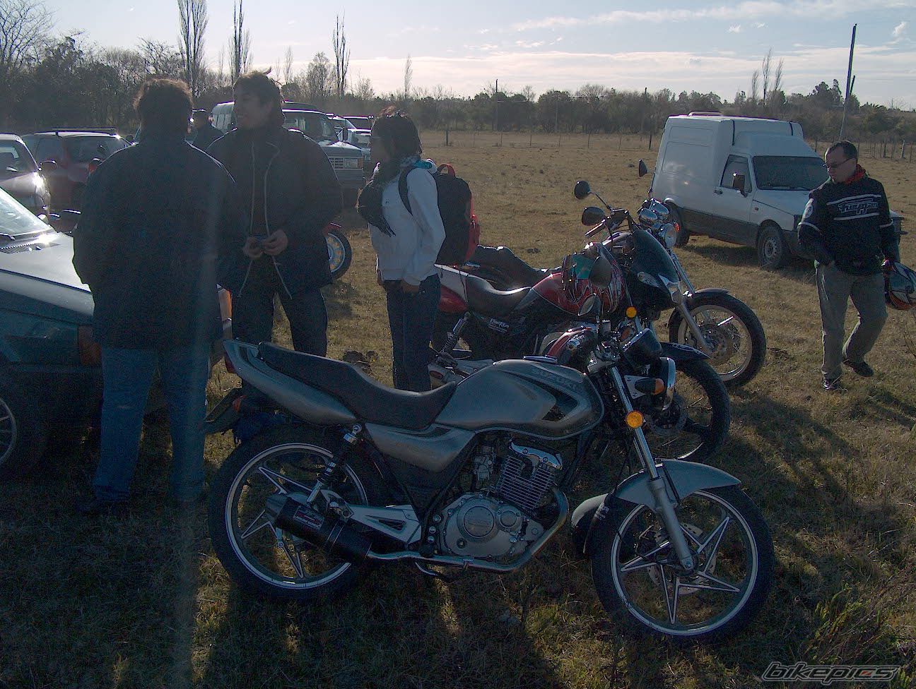 Photo 1324575