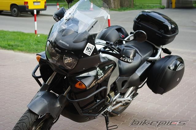 Photo 1324635