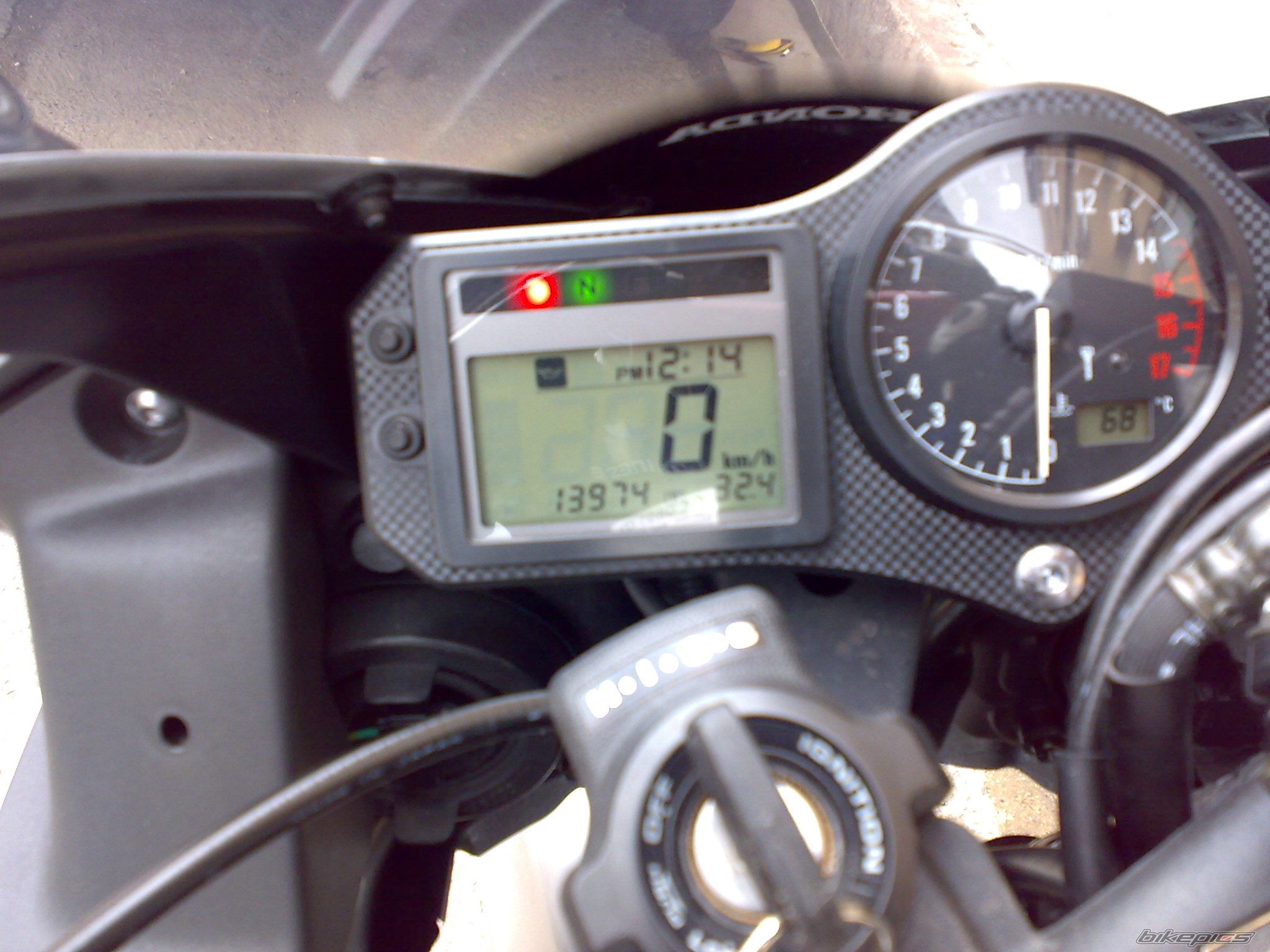 Photo 1324695