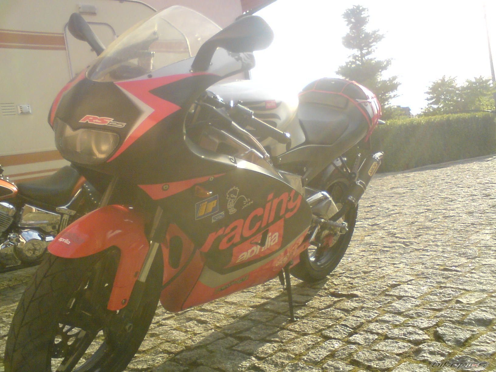 Photo 1324775