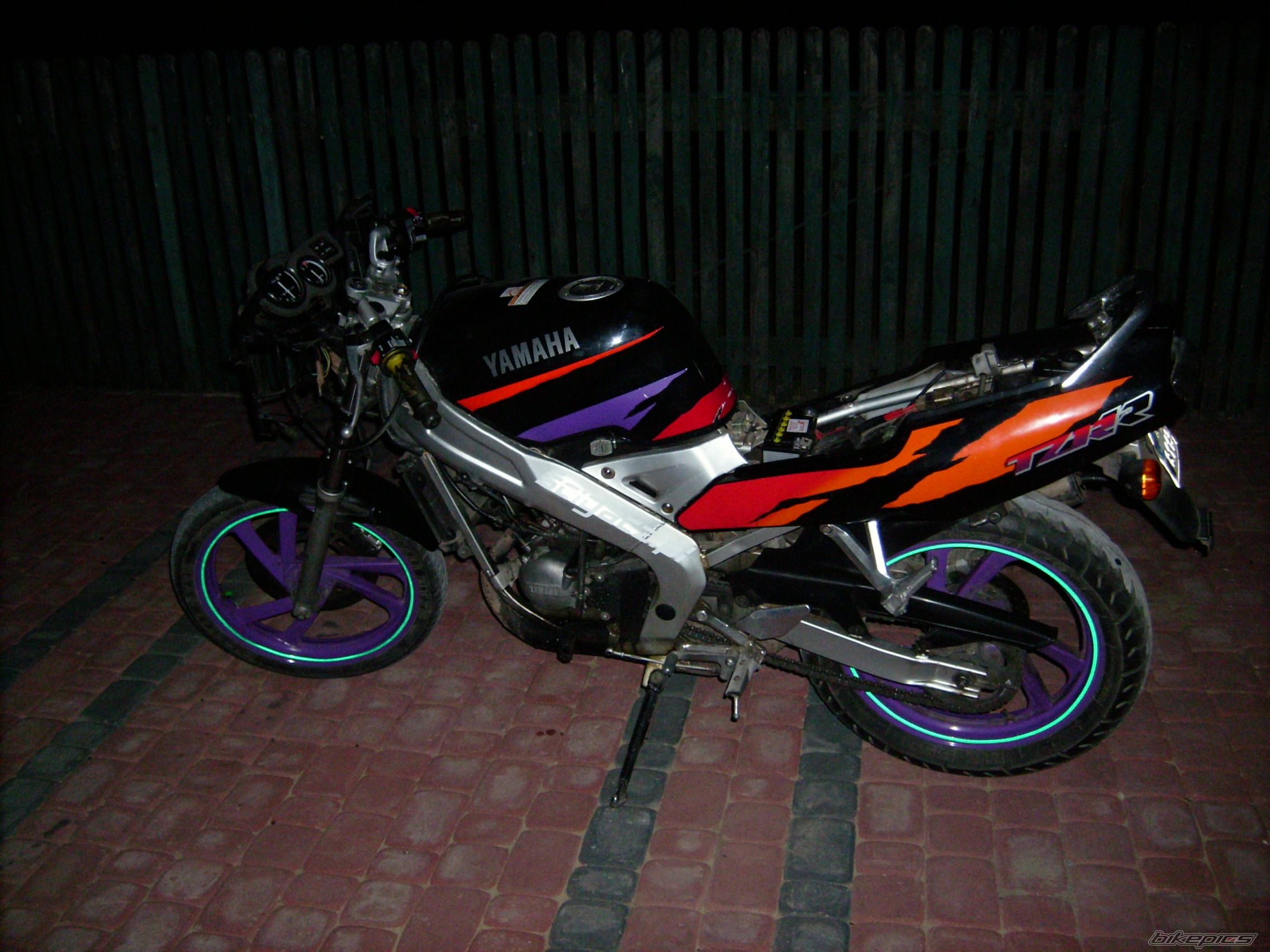 Photo 1324834