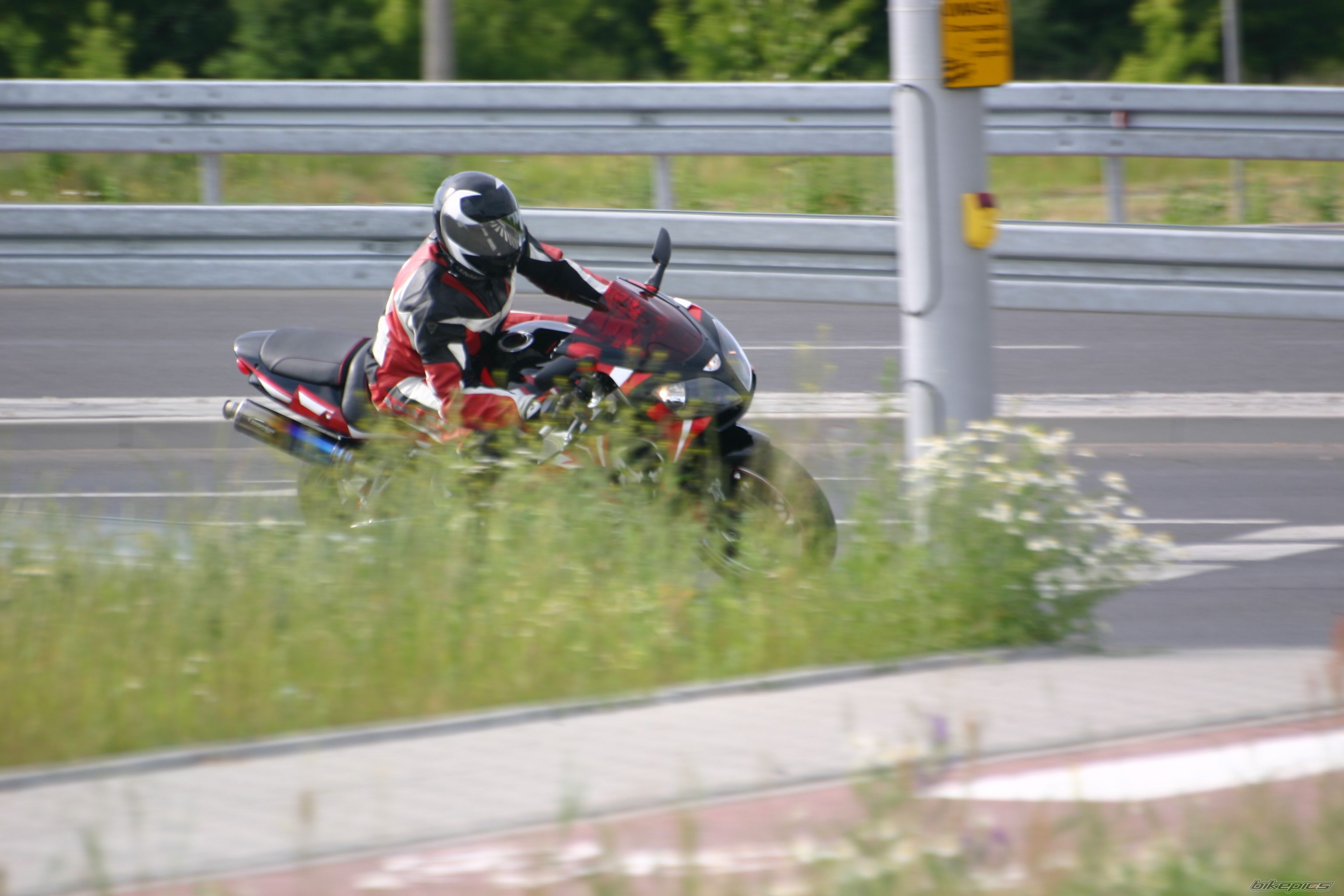 Photo 1324909