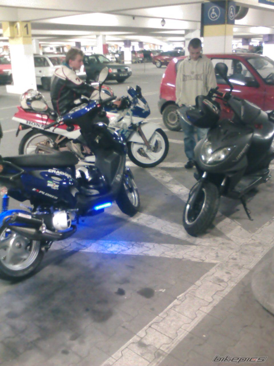 Photo 1325966