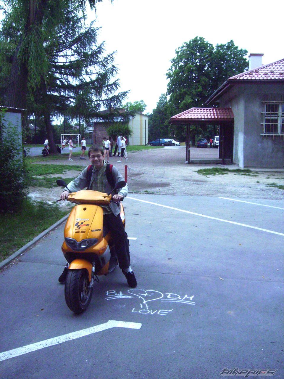 Photo 1325984