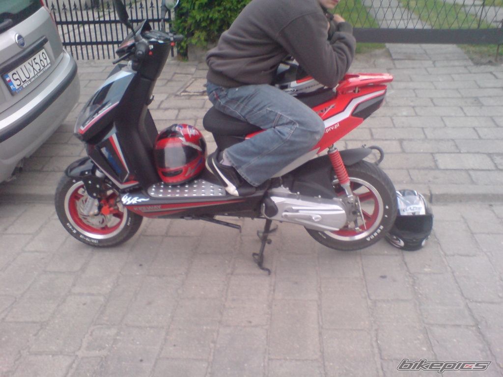 Photo 1326136
