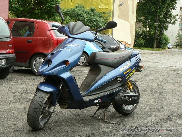 Photo 1326682
