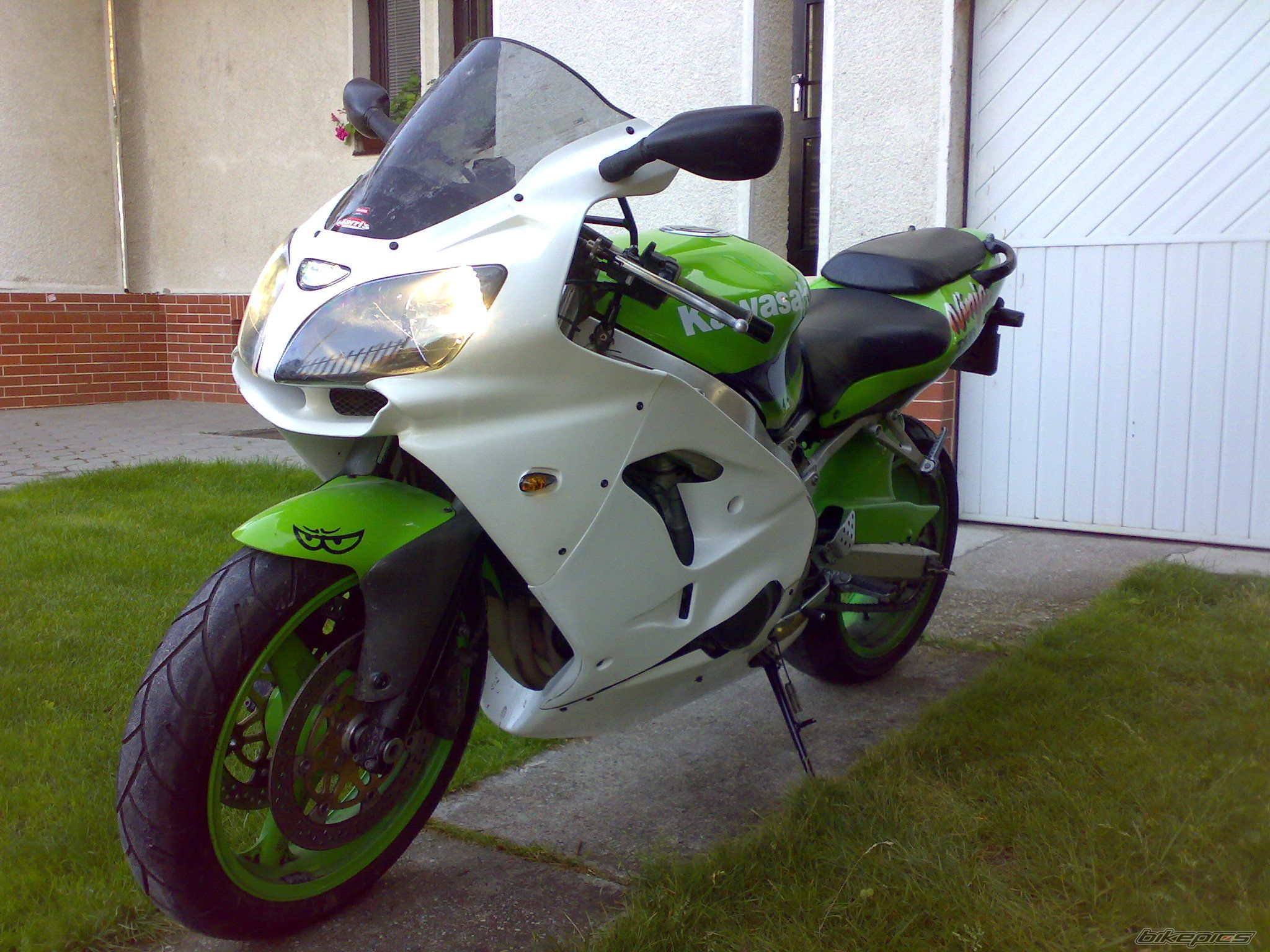 Photo 1326830