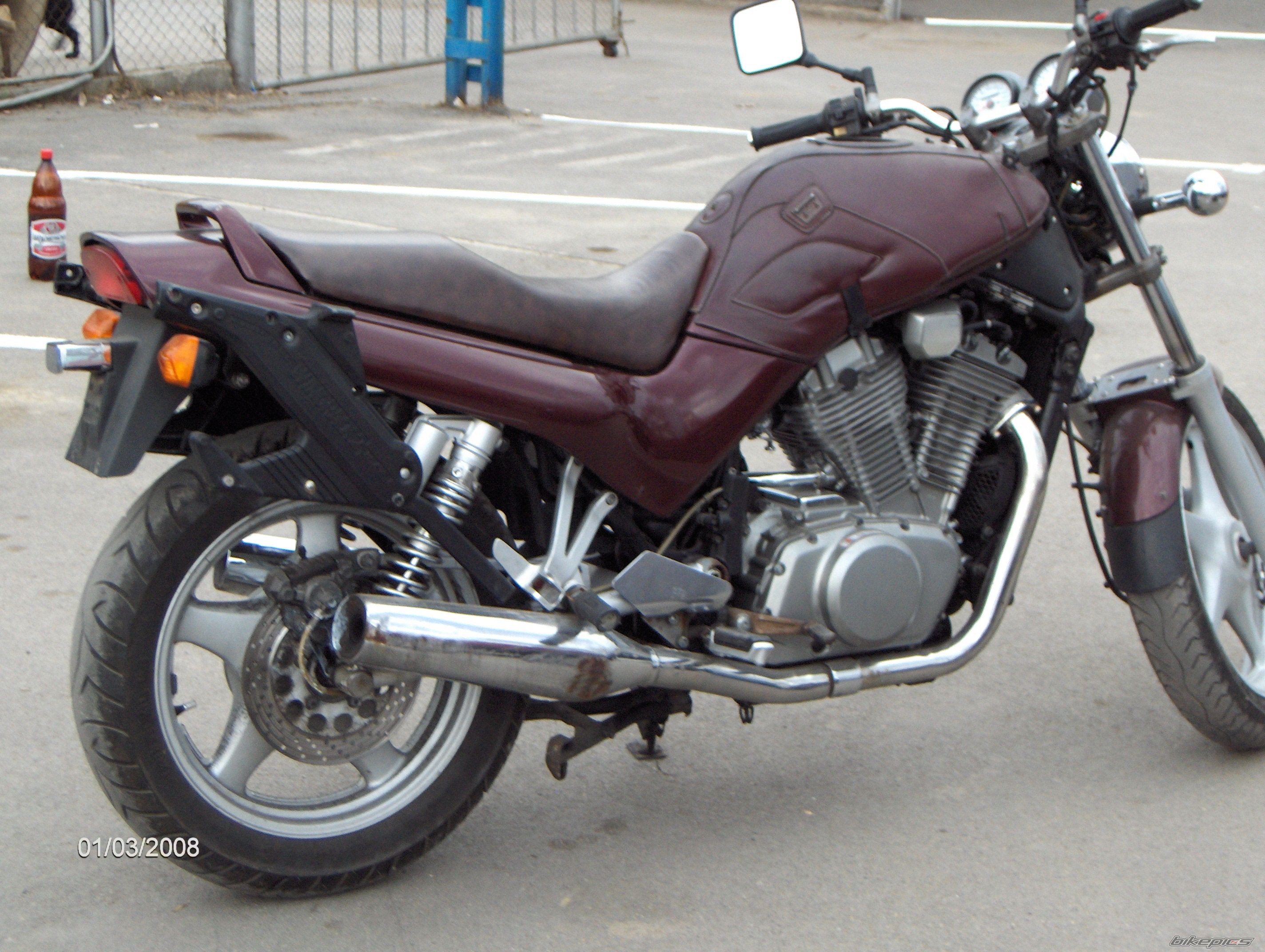 Photo 1327013