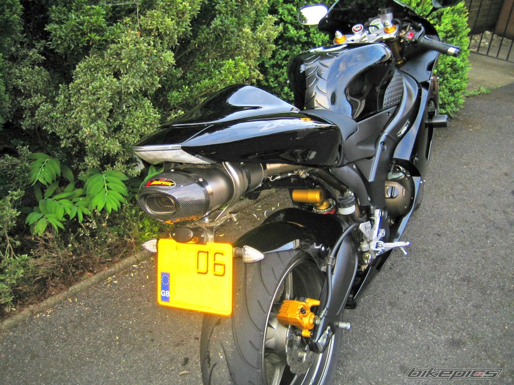 Photo 1327210