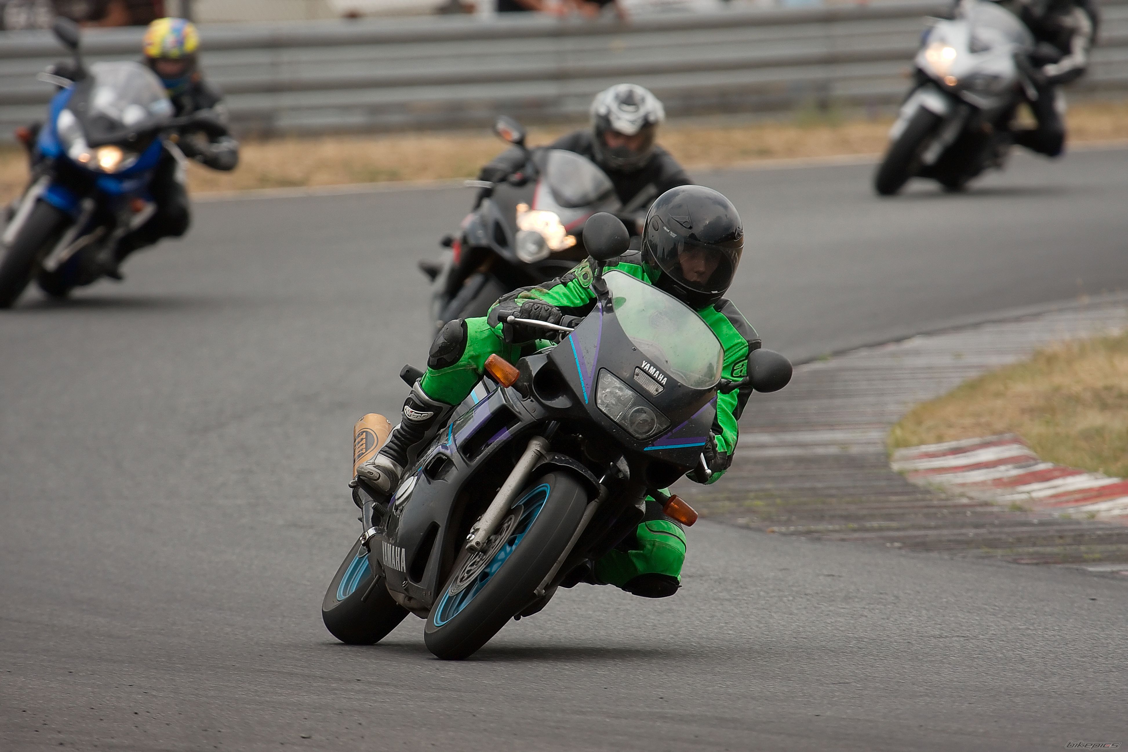 Photo 1327412