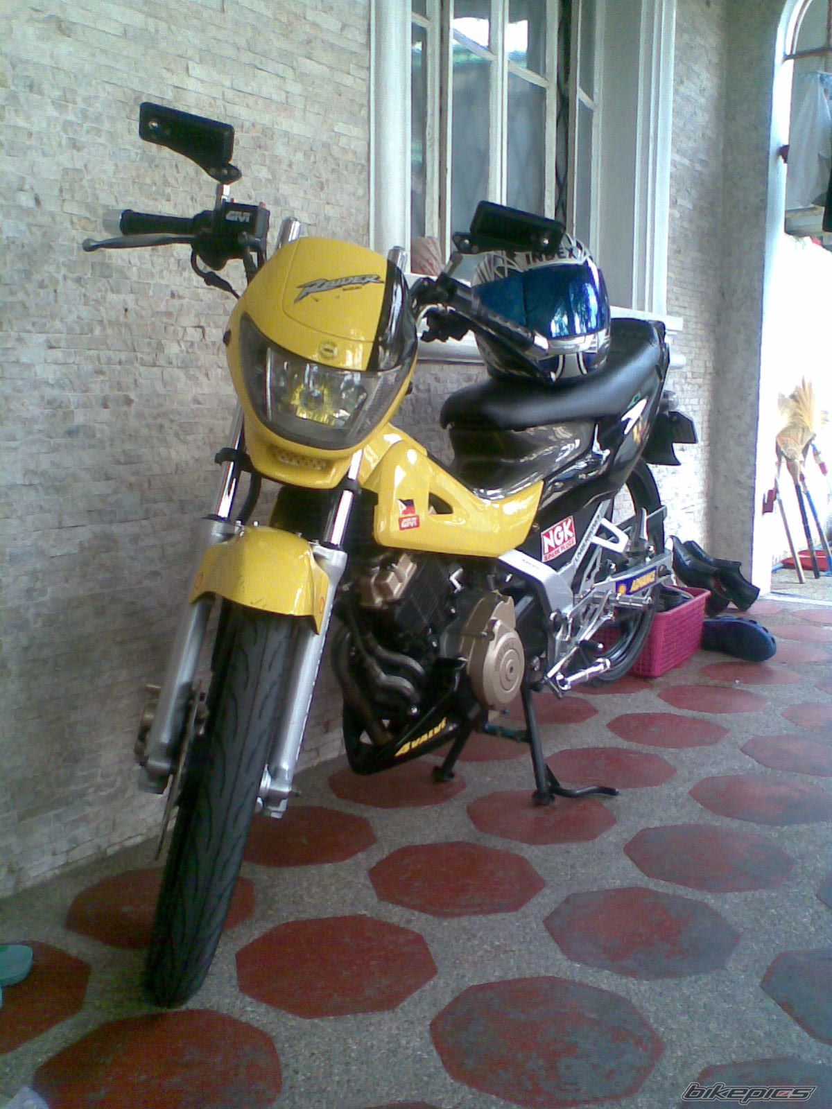 Photo 1327438