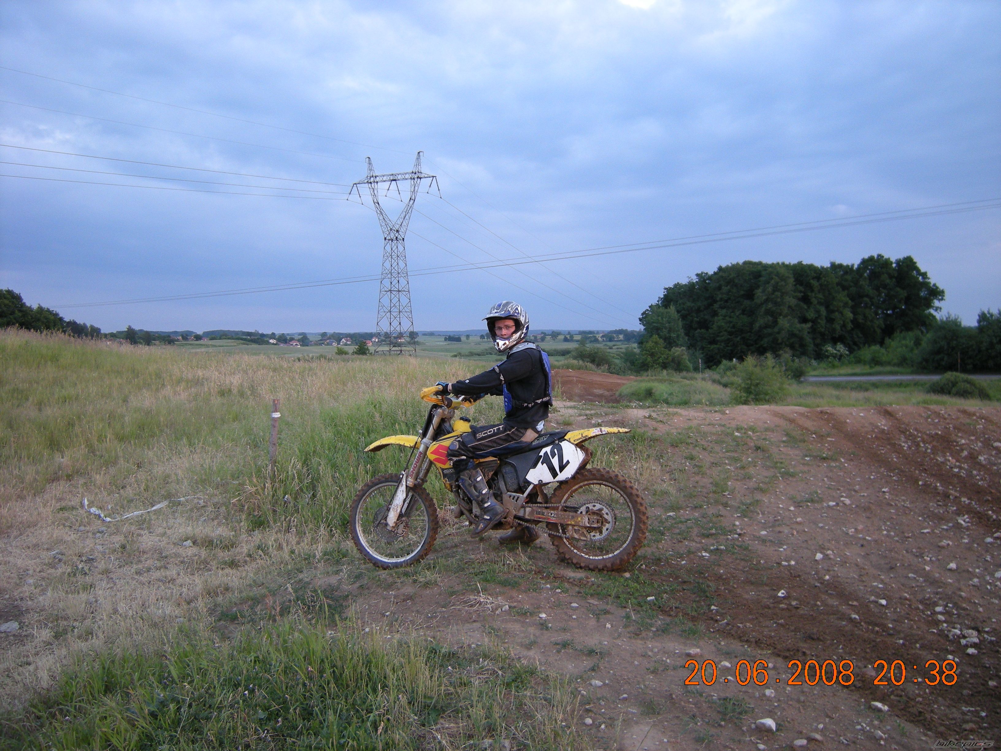 Photo 1327498