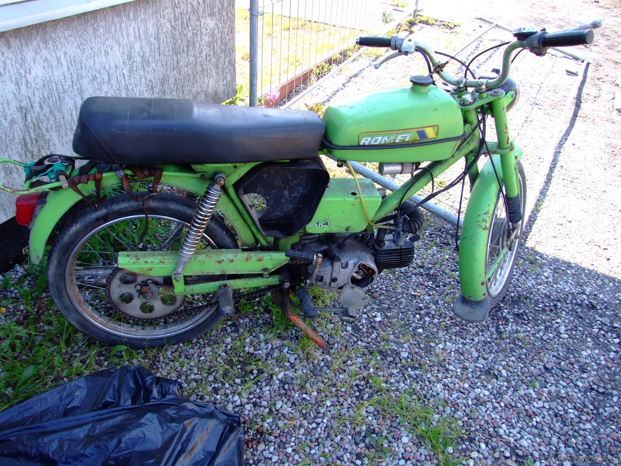 Photo 1327568
