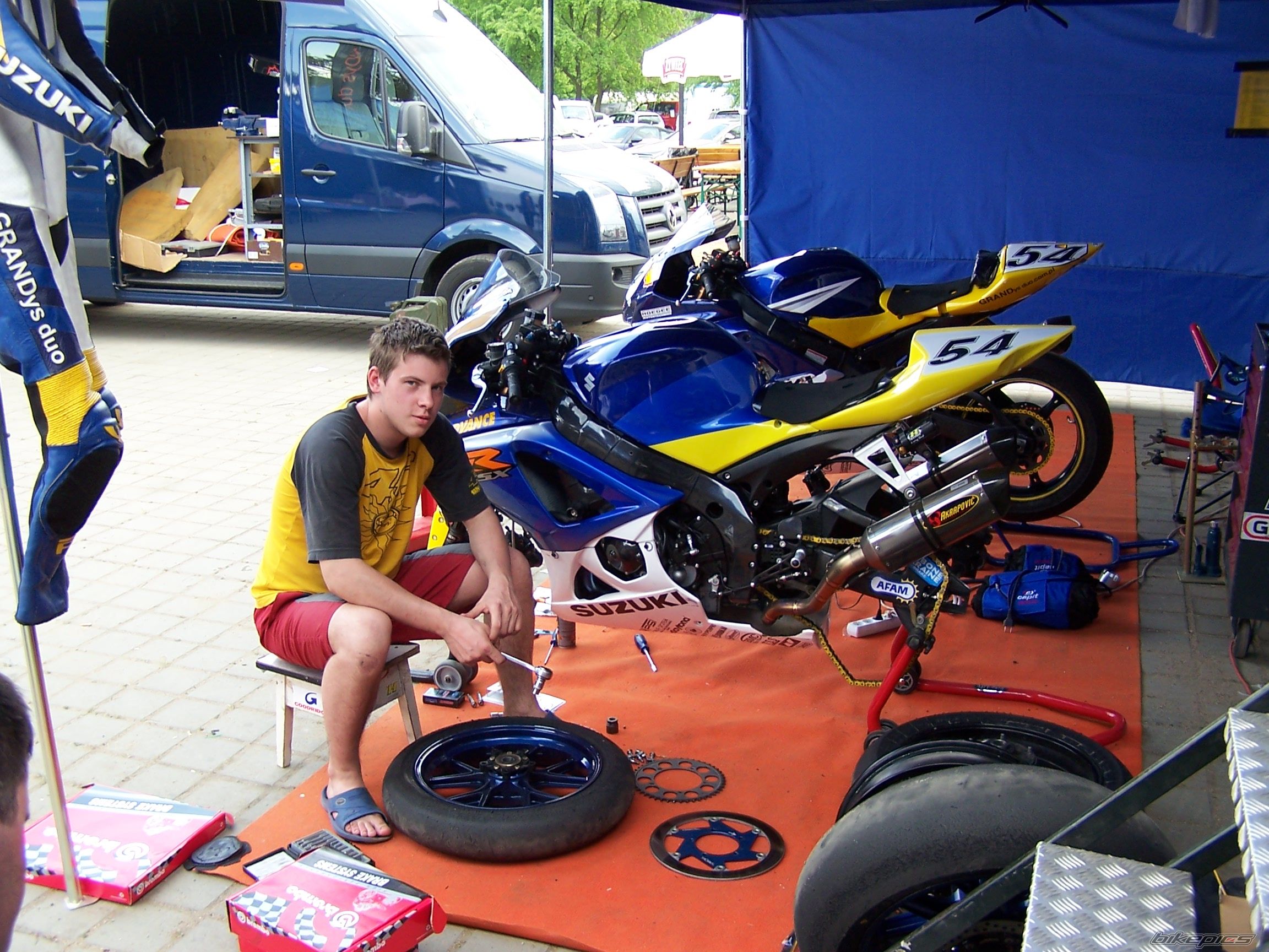 Photo 1327663