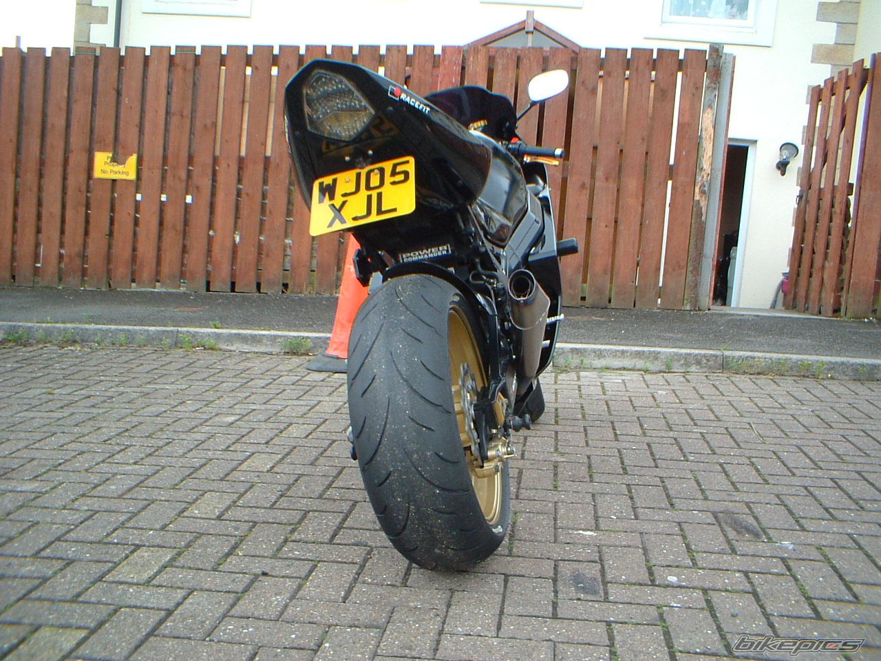 Photo 1327713
