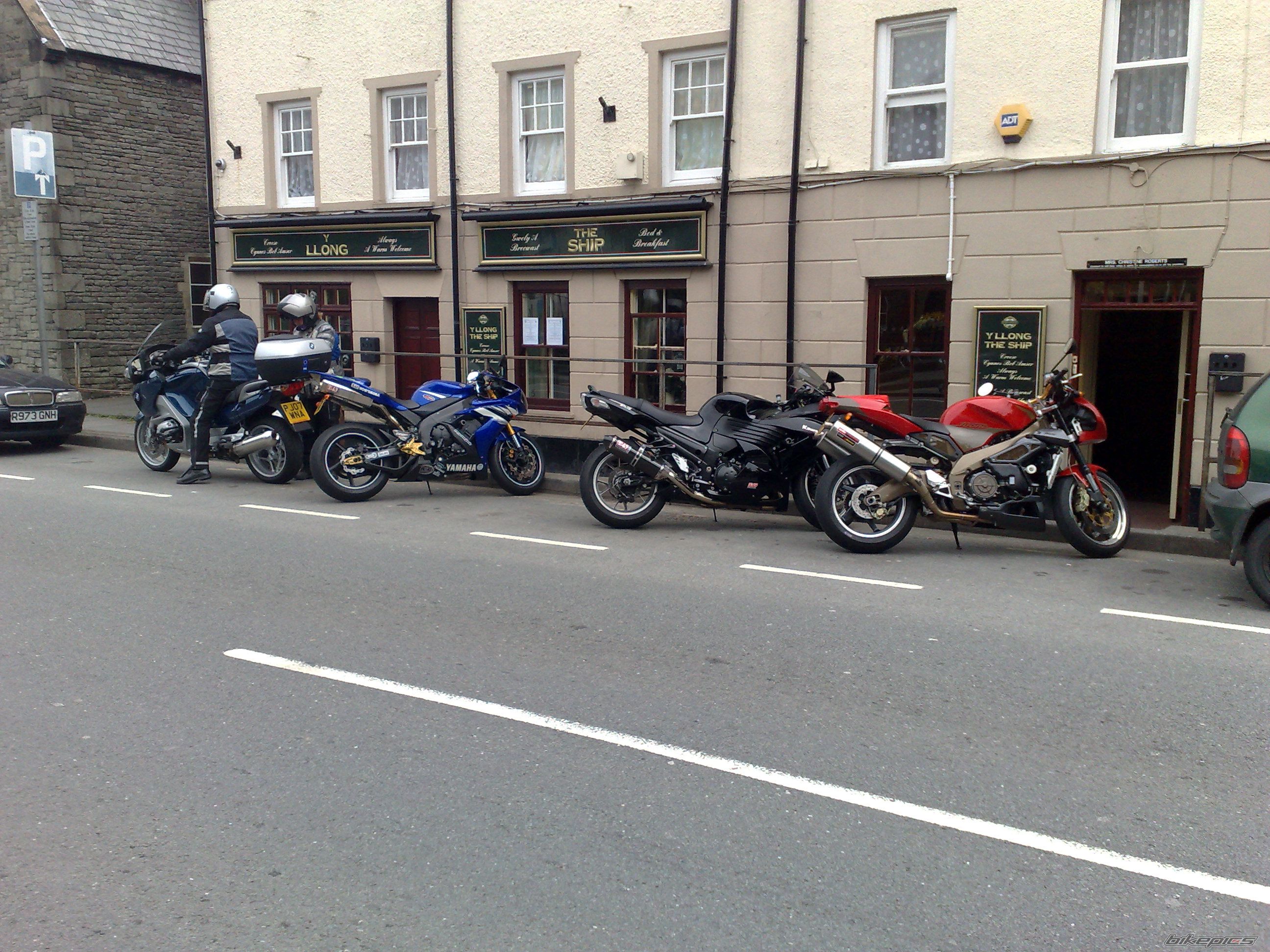 Photo 1327725