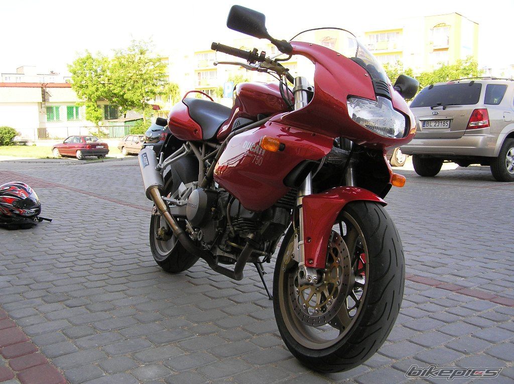 Photo 1327857