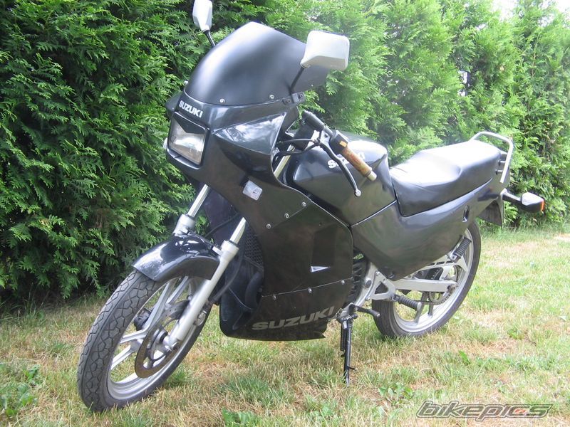 Photo 1327889