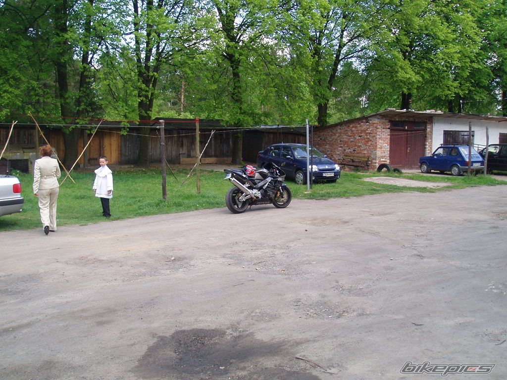 Photo 1328144
