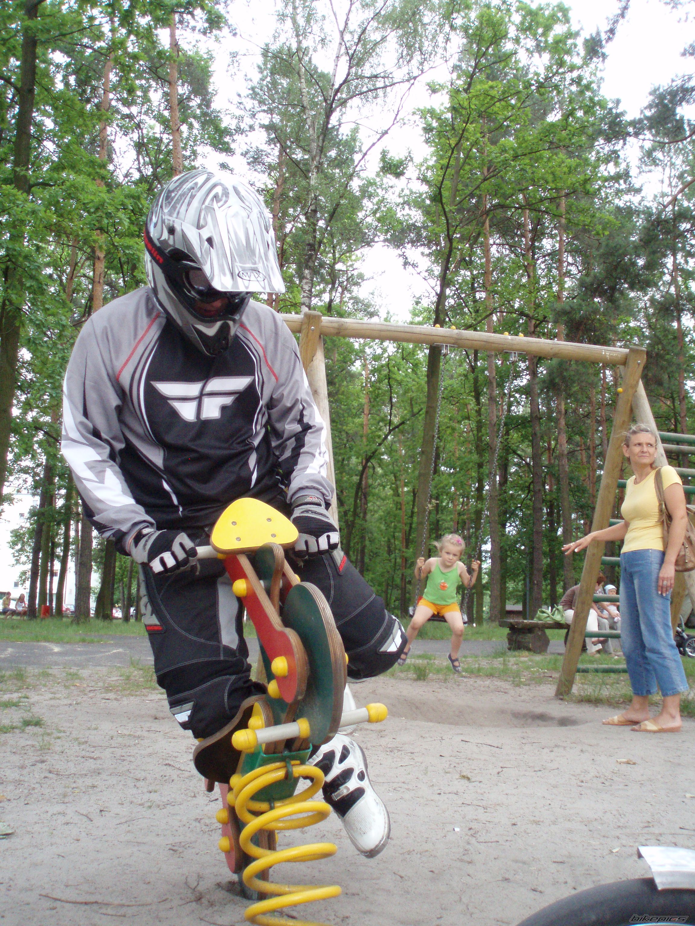 Bike Photo 1328181