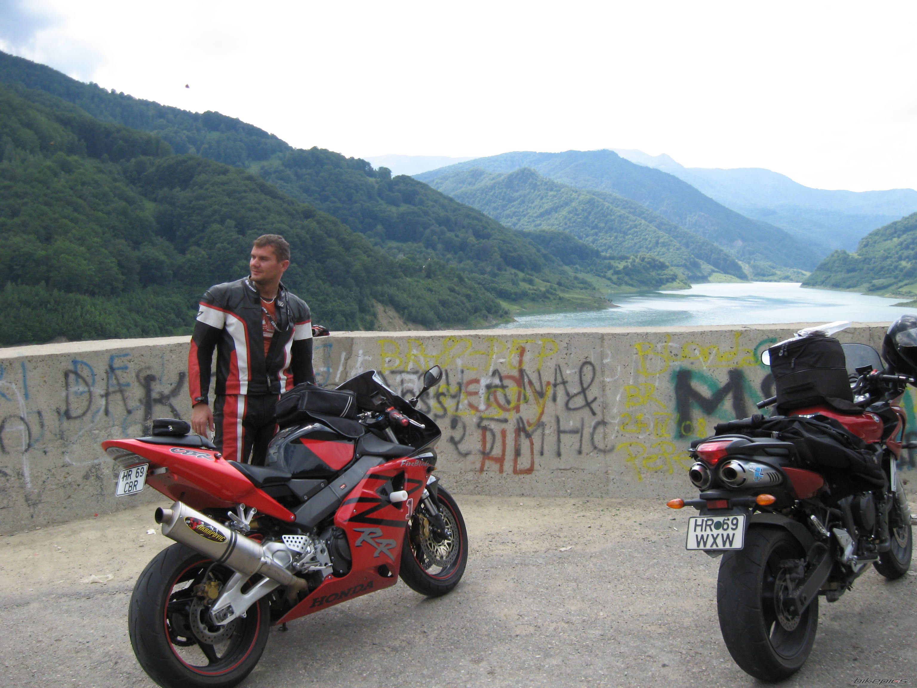 Photo 1329691
