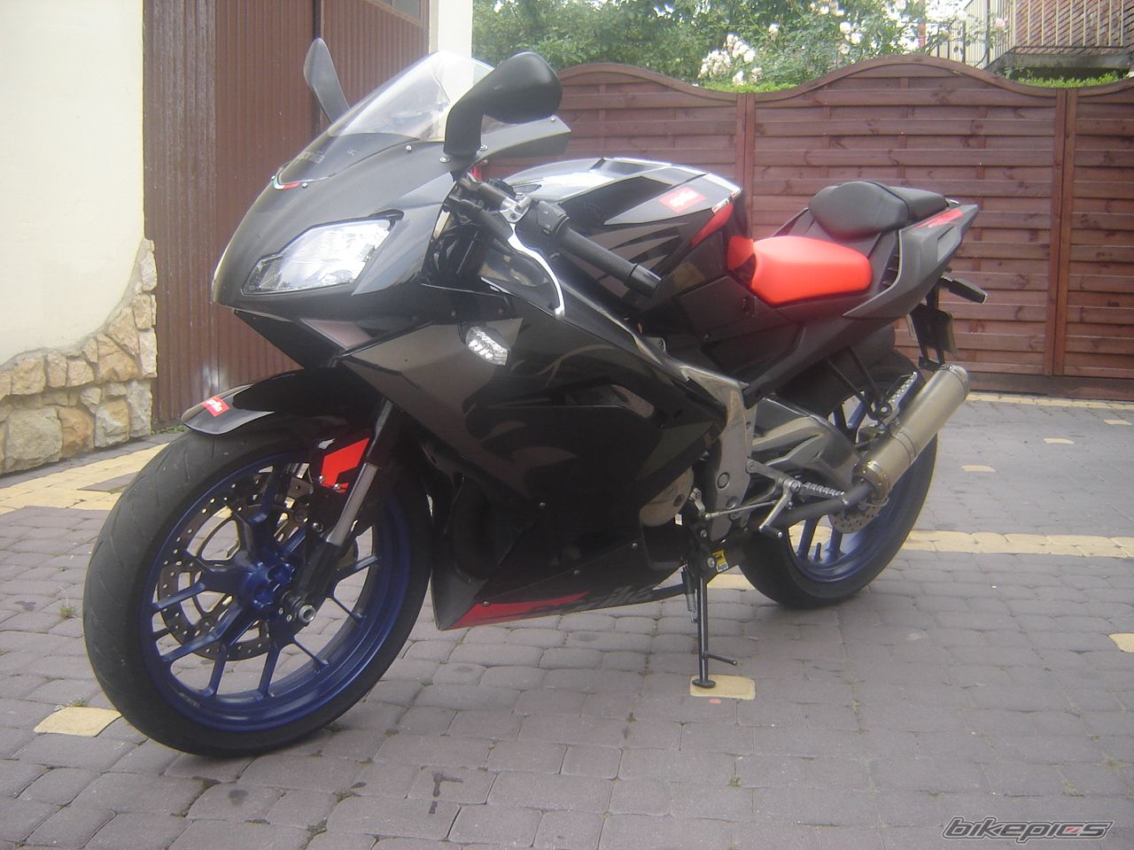 Bike Photo 1329915