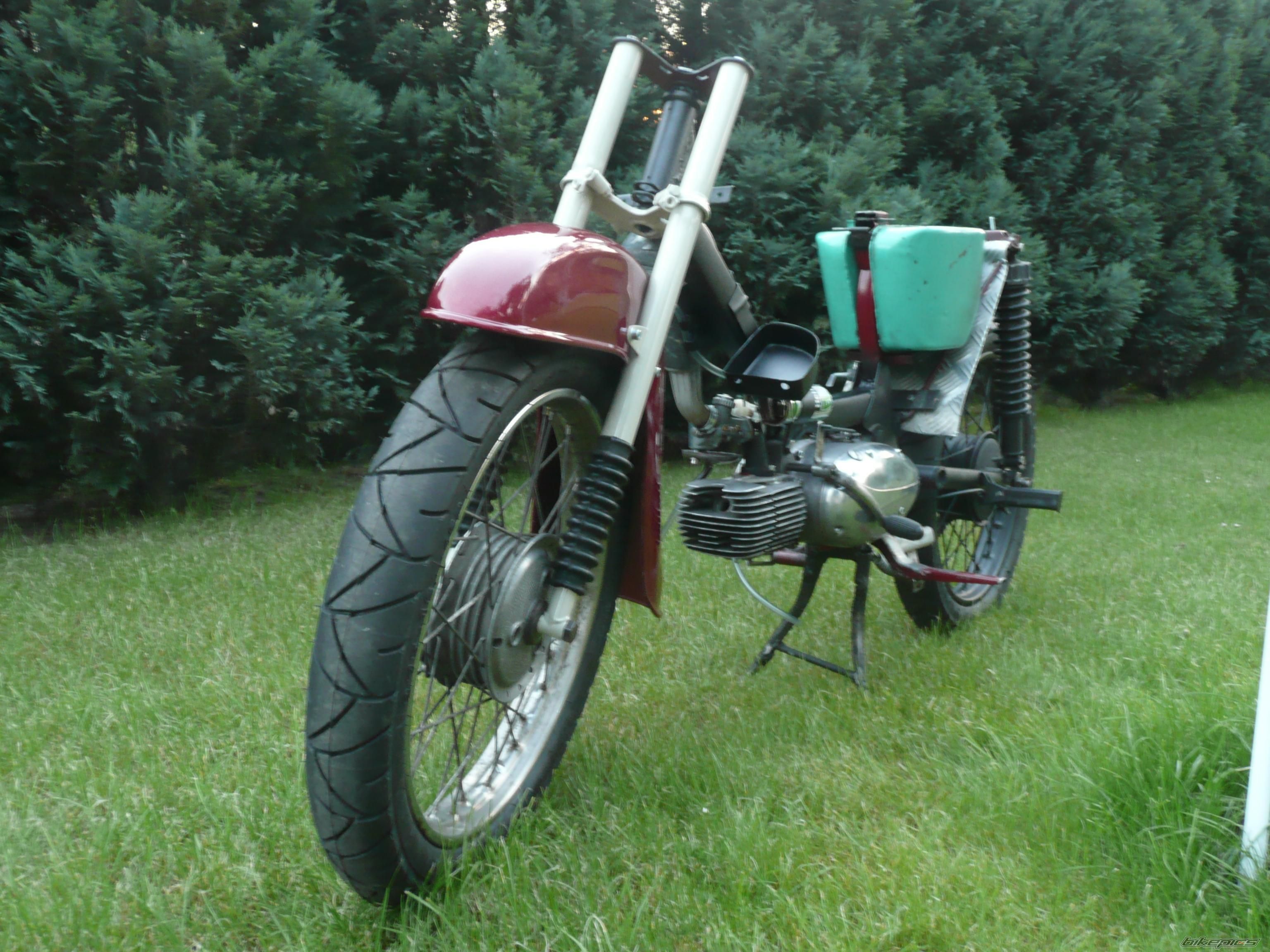 Bike Photo 1329976