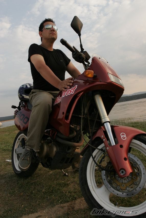 Photo 1330135