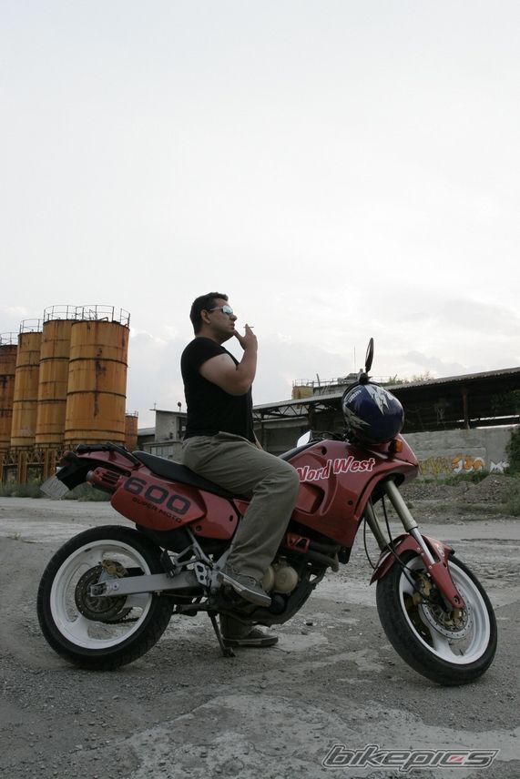 Bike Photo 1330136