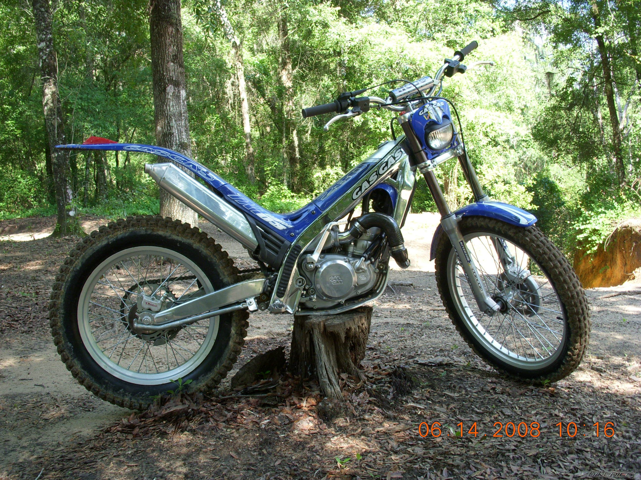 Photo 1330572