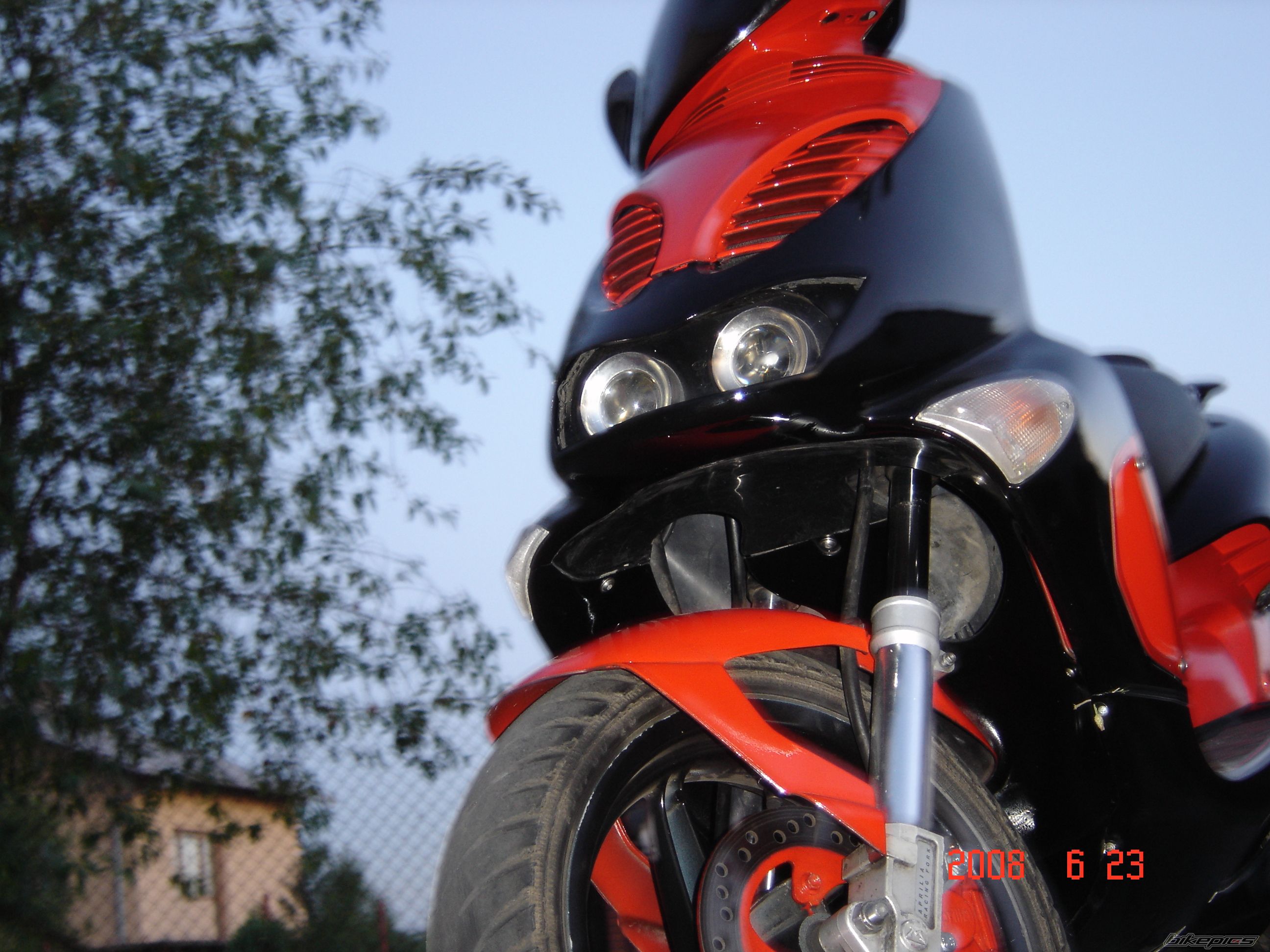 Photo 1330860