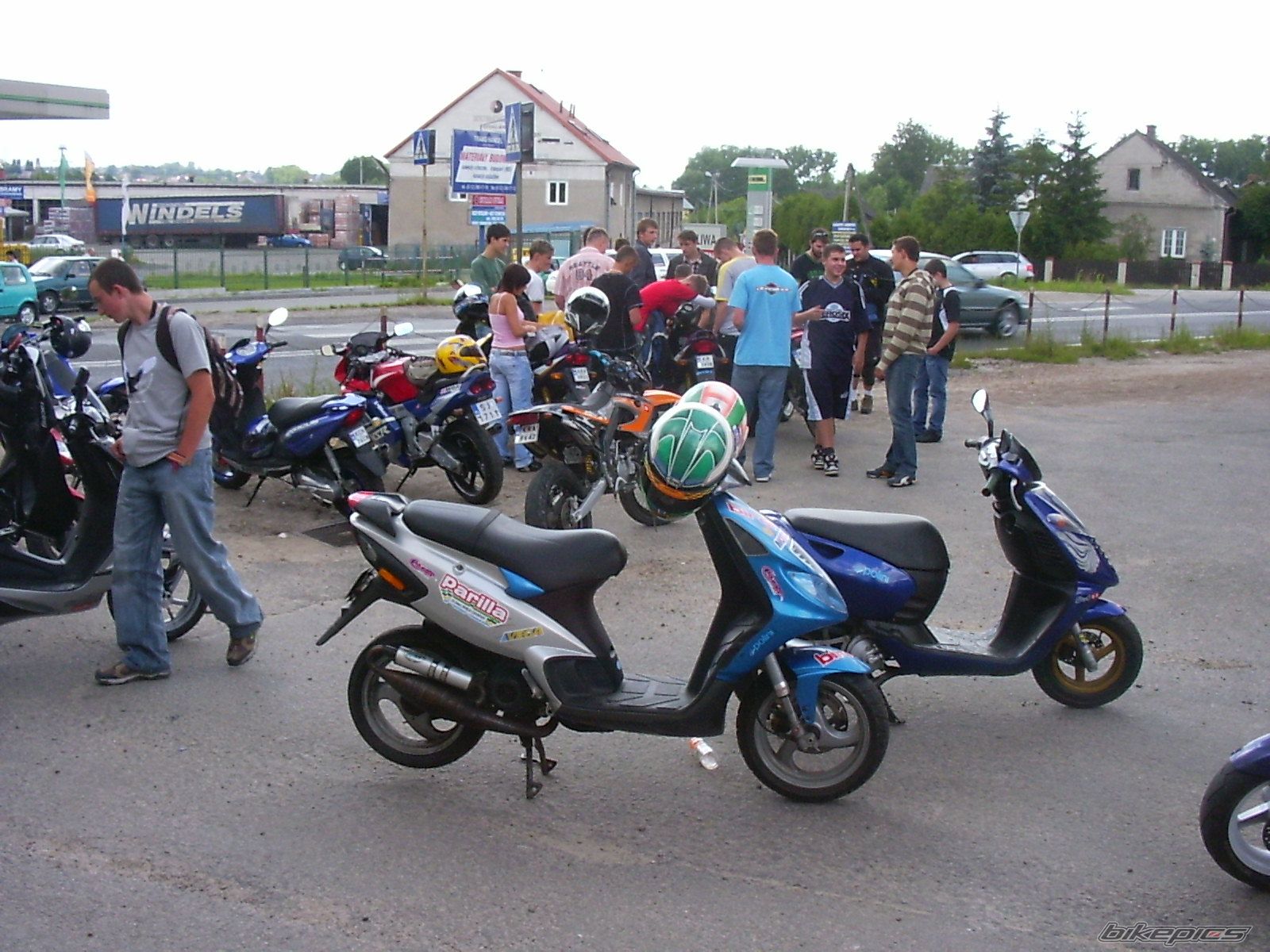 Photo 1330914