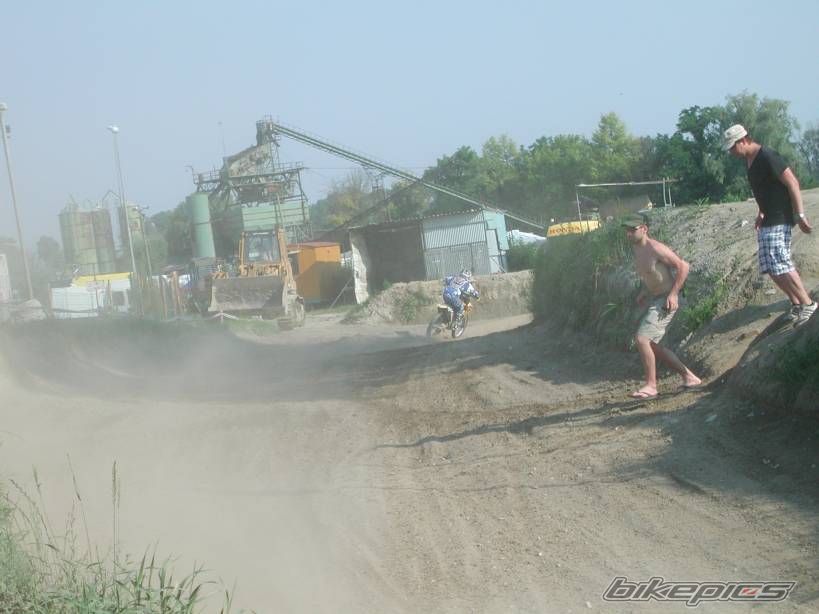 Photo 1331001