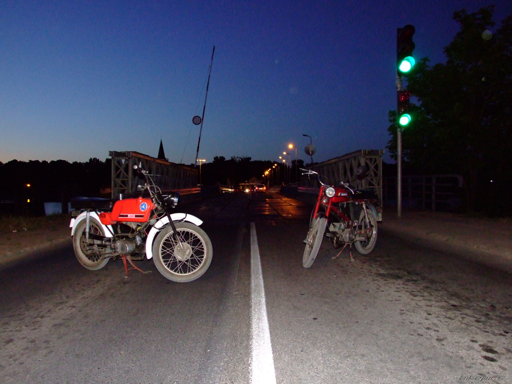 Photo 1332589
