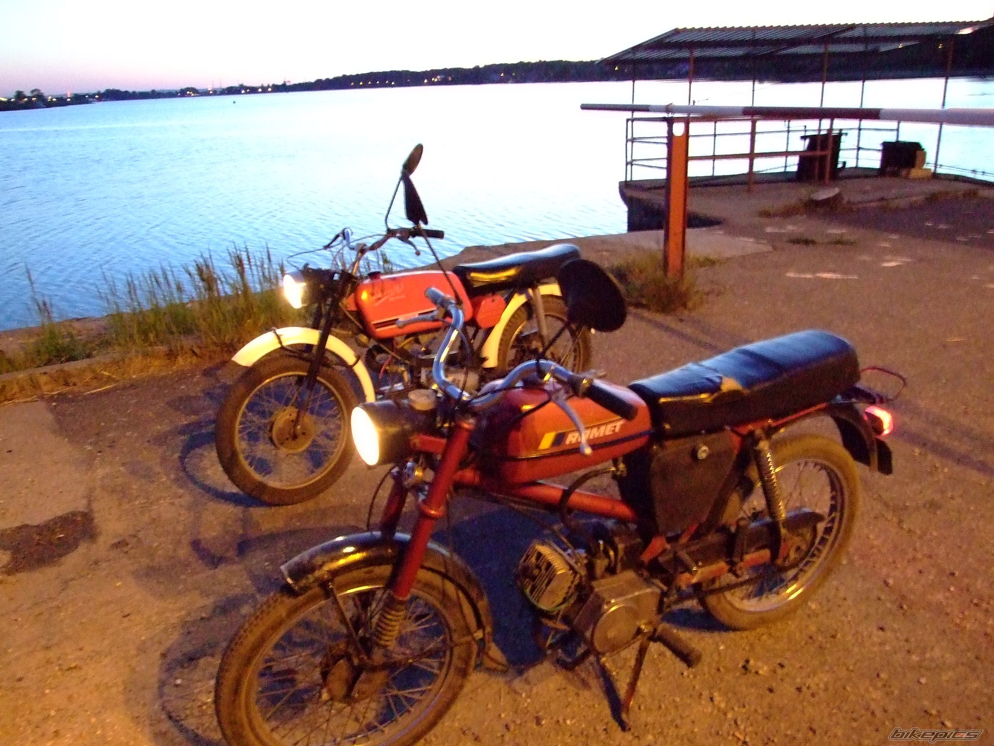 Photo 1332595