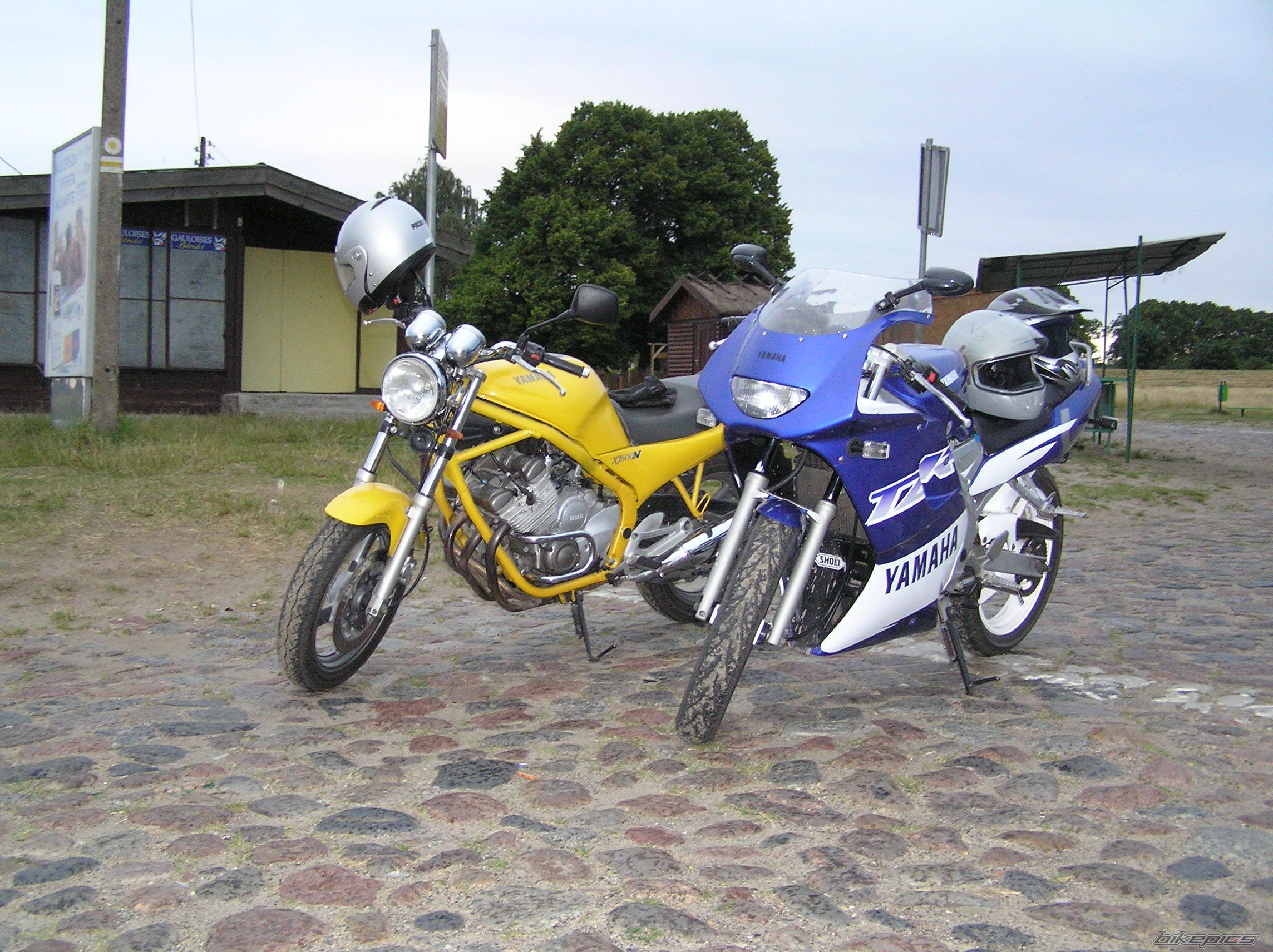 Photo 1332751