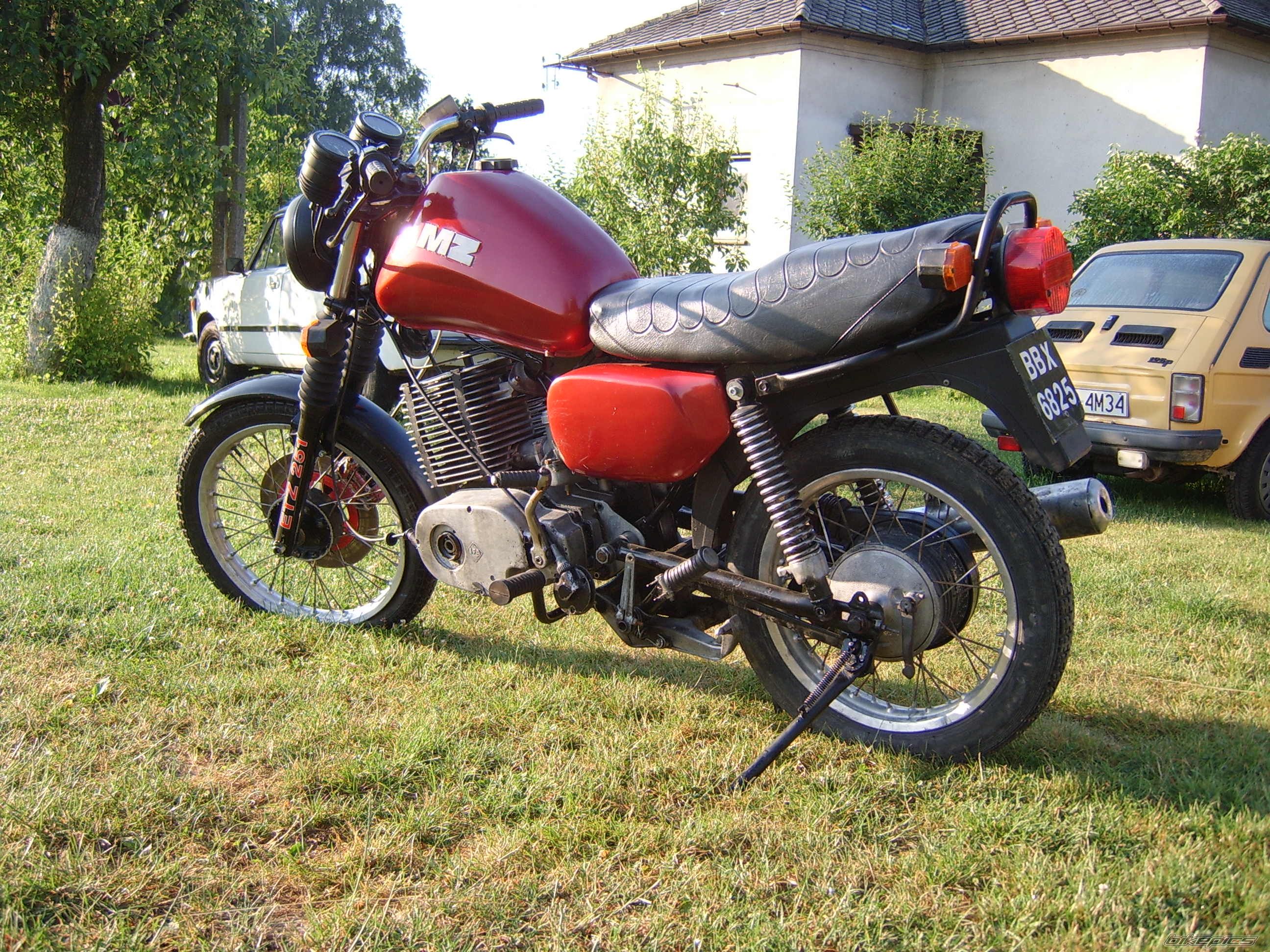 Photo 1332773