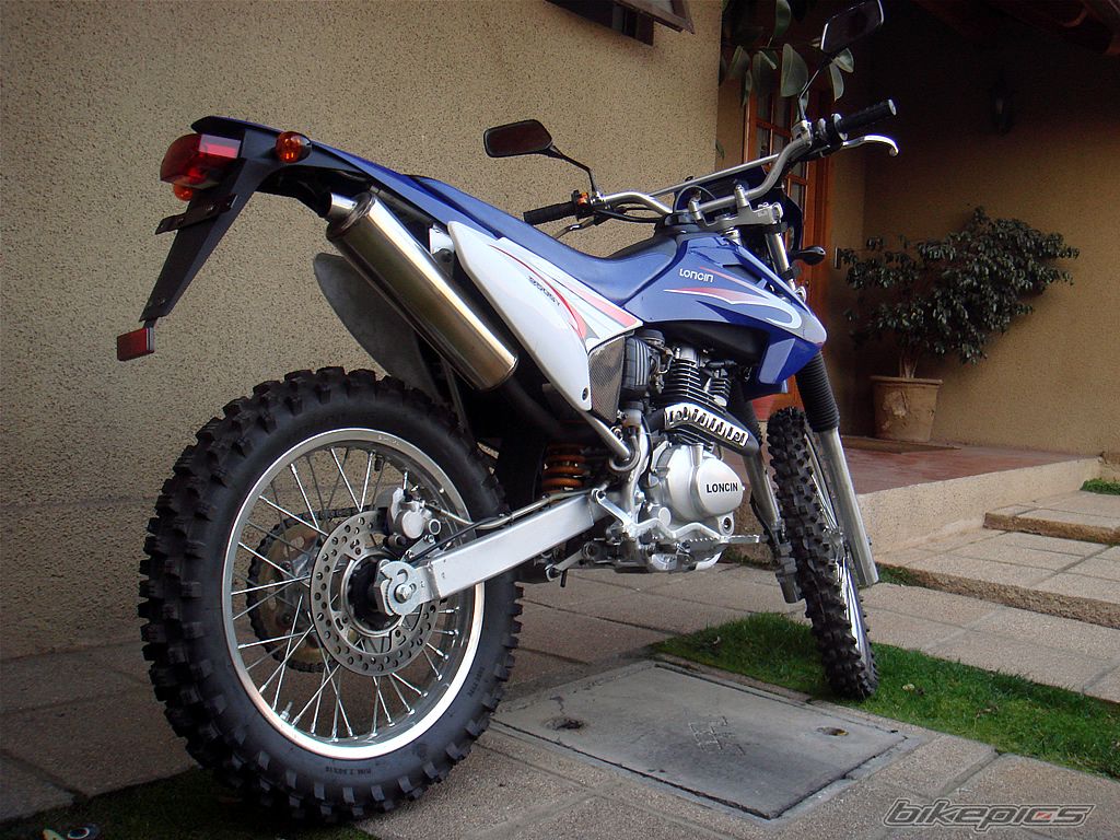 Photo 1332849
