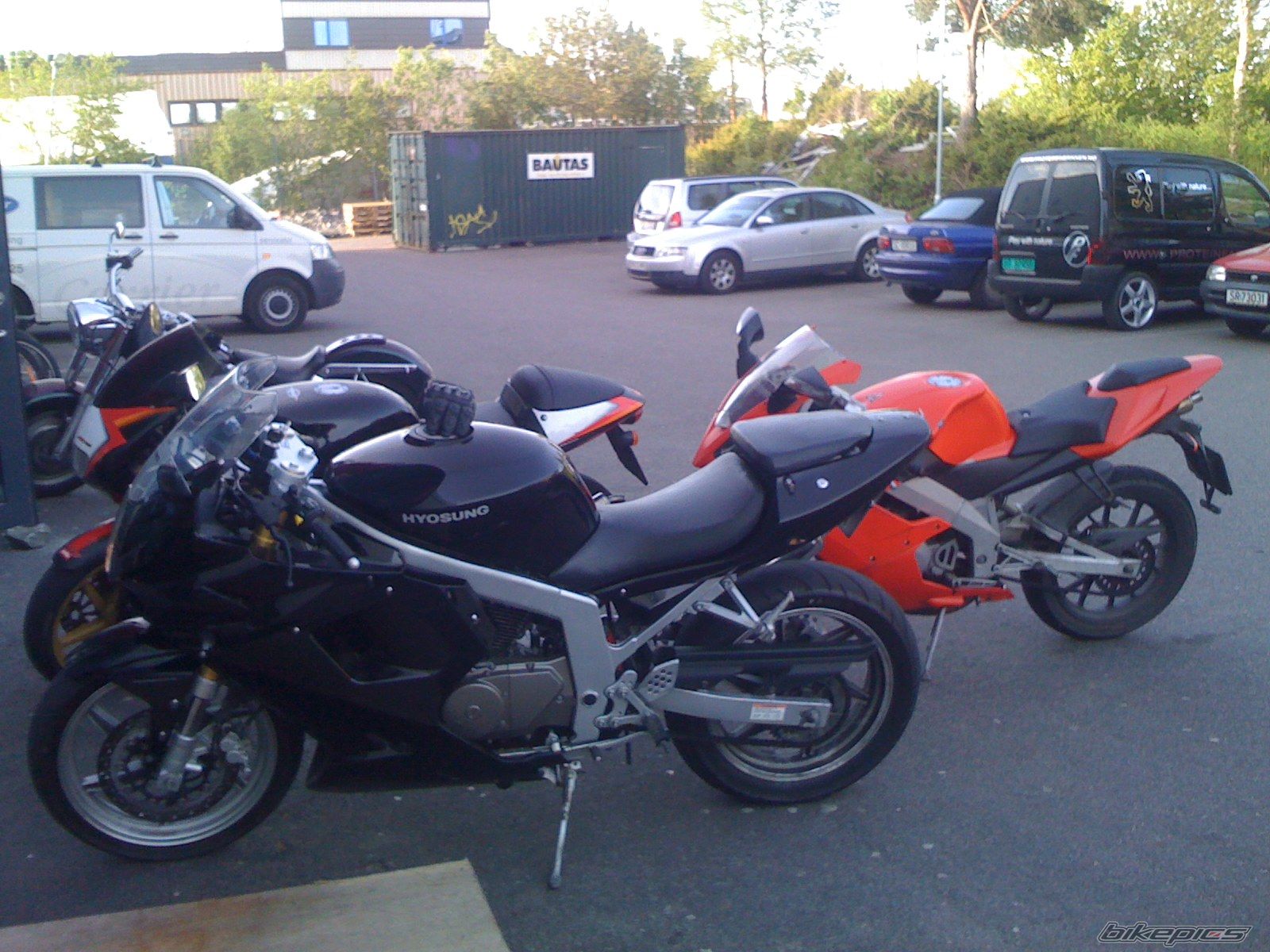 Photo 1333966