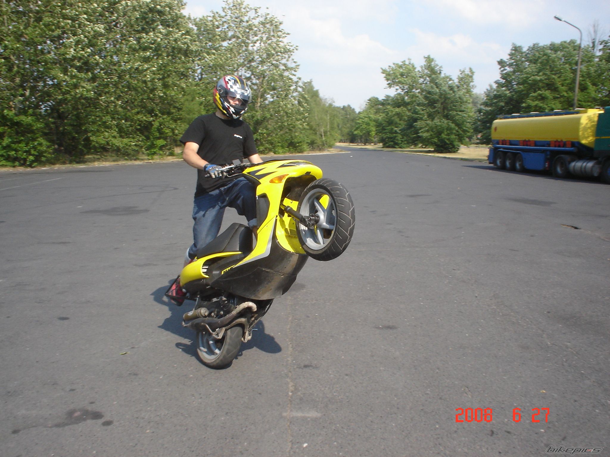 Photo 1334048